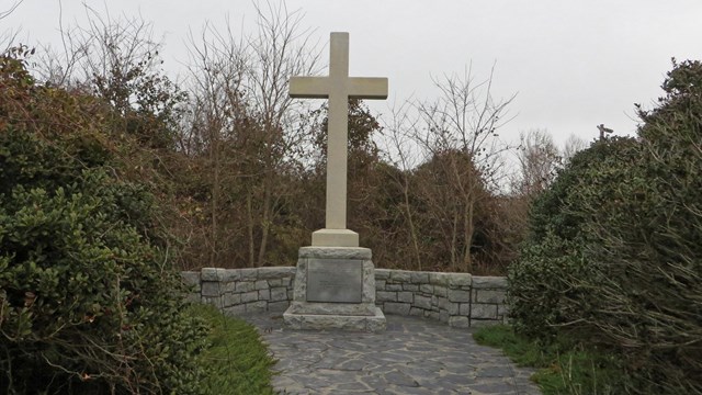Cape Henry Memorial Cross