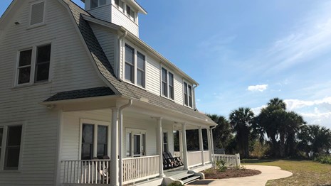Eldora House
