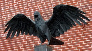 Statue of a raven