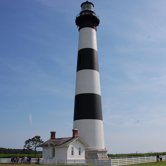 Horizontal black and white stripes mark the Bodie Island Lighthouse.
