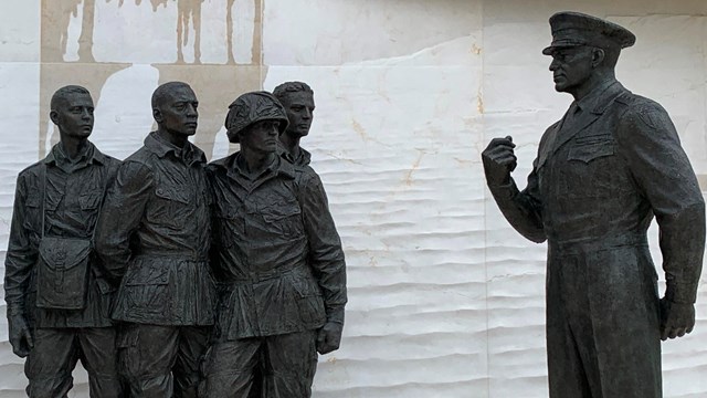 Image of Dwight D. Eisenhower statues