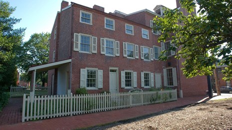 the house of poe