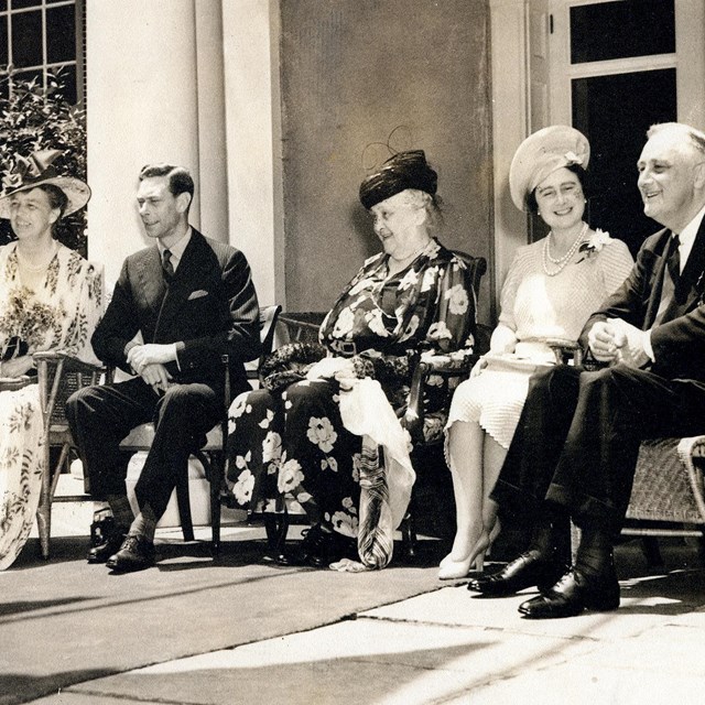 The Roosevelts with King George and Queen Elizabeth at Springwood.