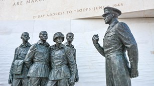 Statue of General Dwight D. Eisenhower talking to troops
