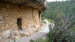 Cliff dwelling