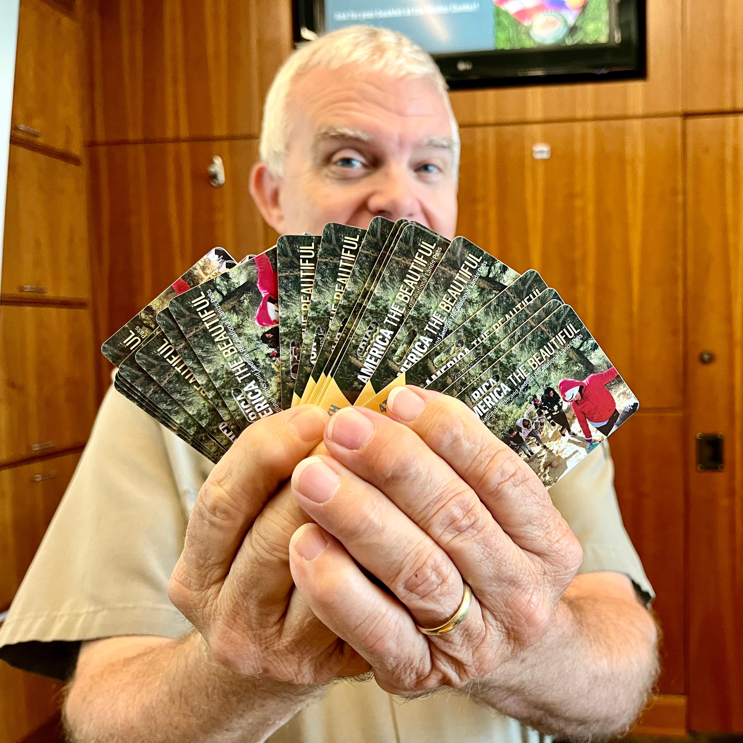 Guide to visitors for fees and passes