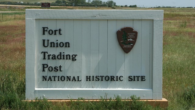 Map showing acreage of Fort Union Trading Post