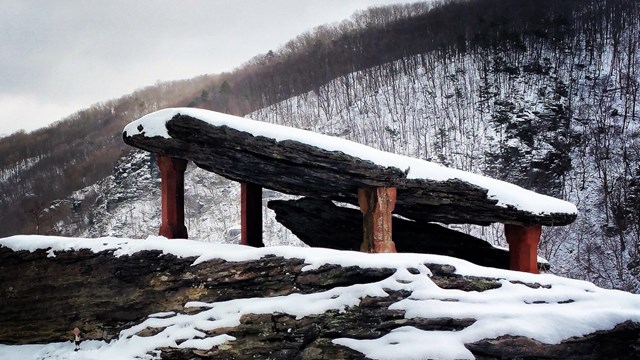 Jefferson Rock with Loudoun Heights in the background, in the snow