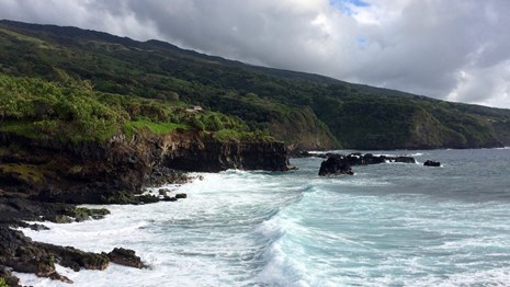 The coast of Kīpahulu.