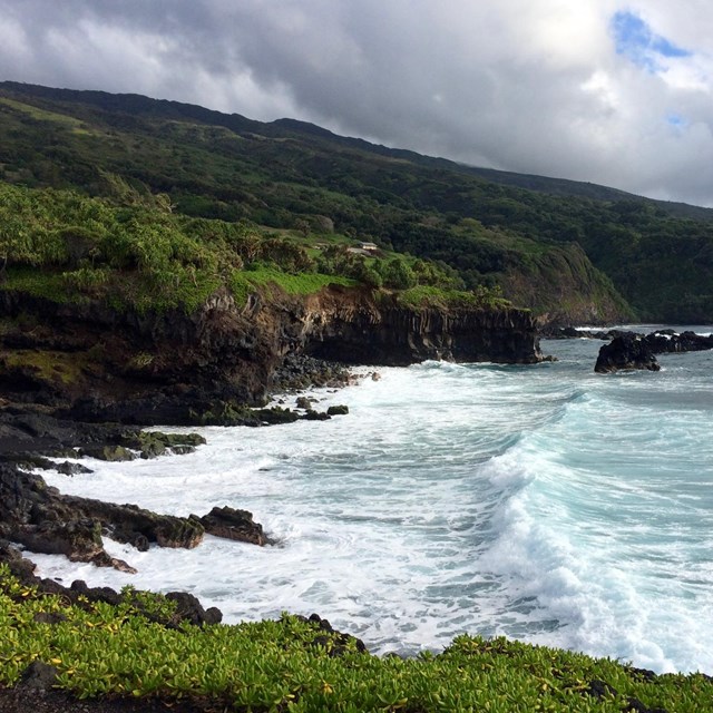 The coast of Kīpahulu.