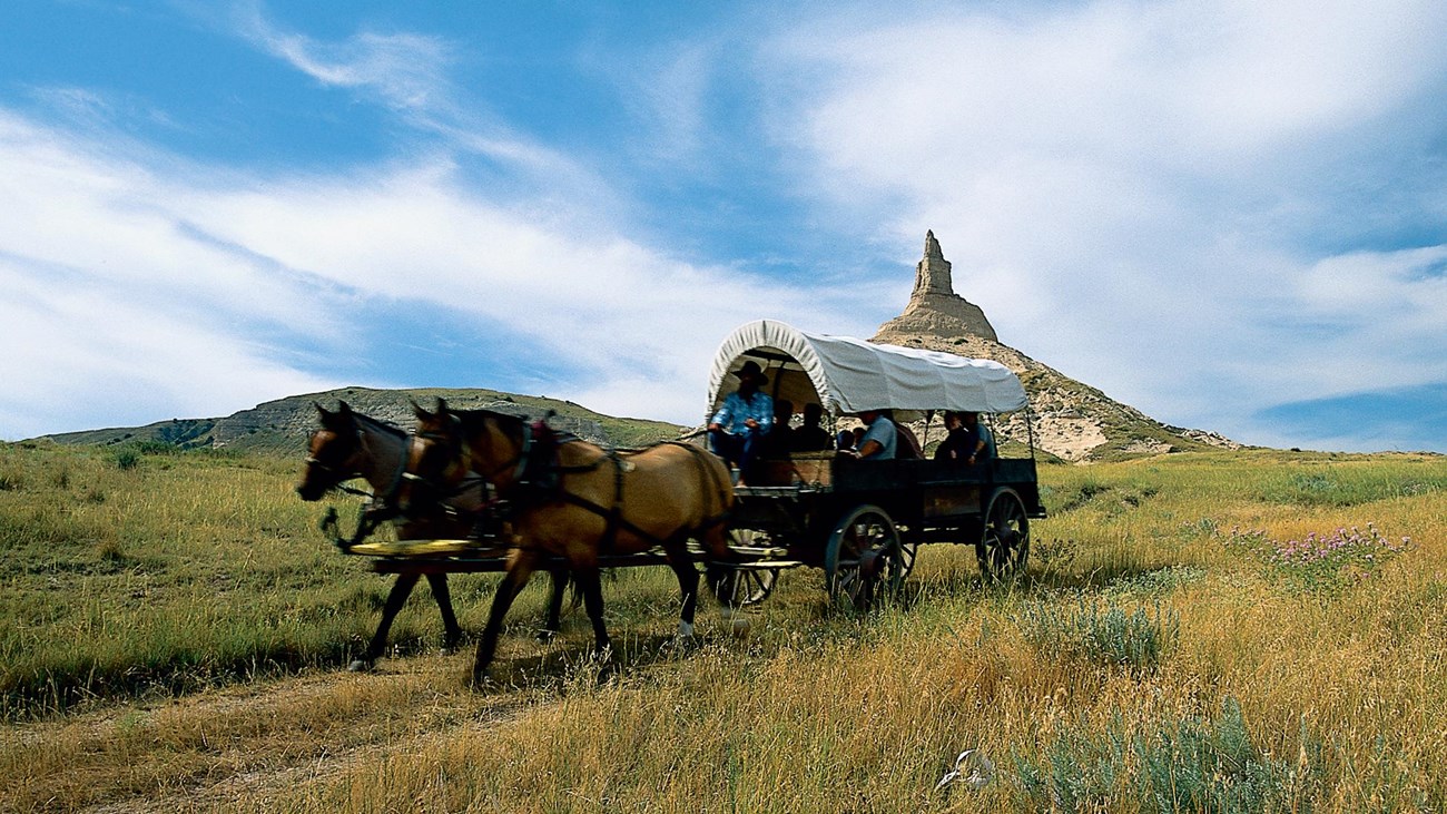 Wagon at Chimney Rock, Scotts Bluff Nebraska Itinerary