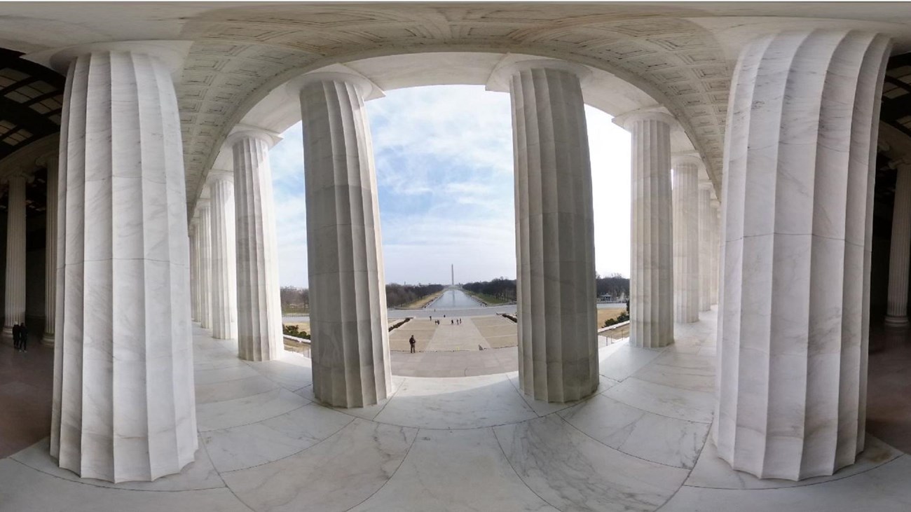 Flattened image of a memorial chamber with prominent columns and a statue of Abraham Lincoln