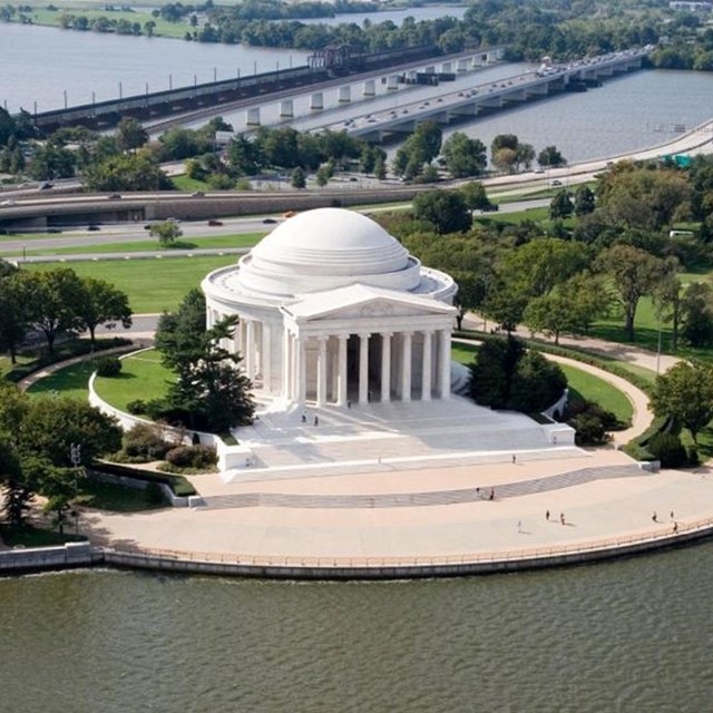 Aerial view of the Thomas Jefferson Memorial next to the Tidal Basin