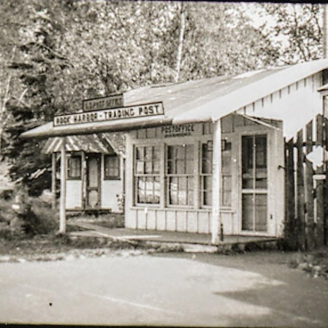 front view of the Rock Harbor Trading Post and Post Office