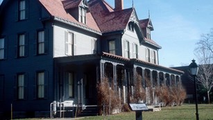Image of the front porch of Garfield home