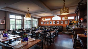 Skye Bistro at Lawnfield Inn and Suites