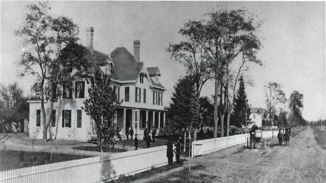 Image of the front porch of Garfield home