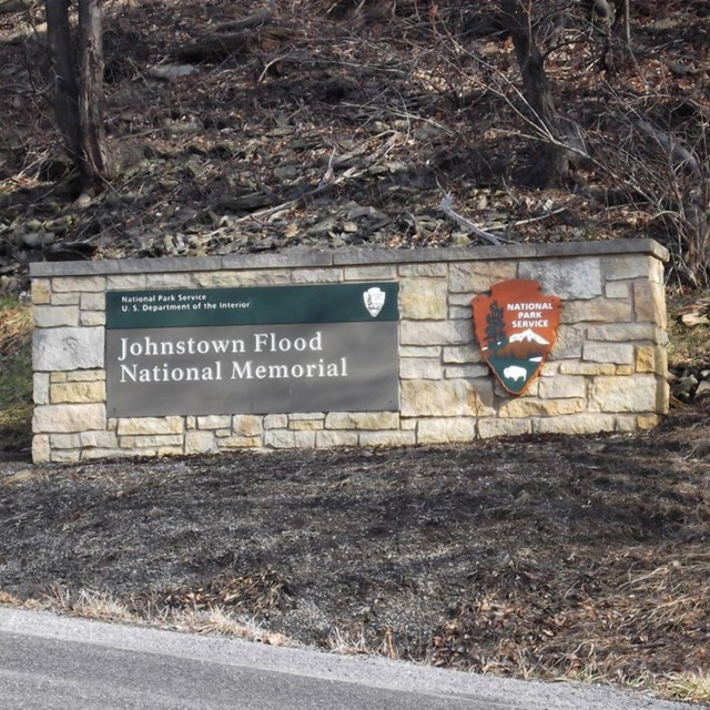 The park entrance sign