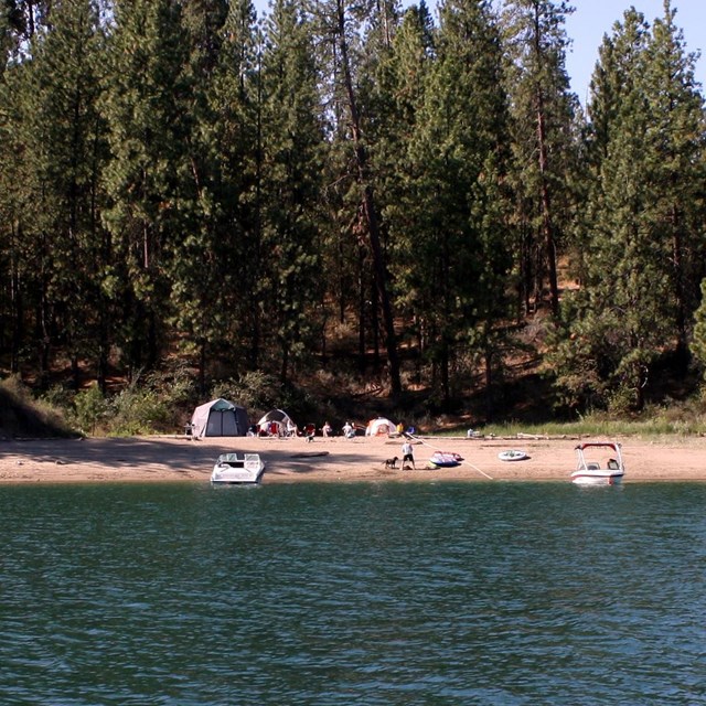 Campgrounds Lake Roosevelt National Recreation Area U S National Park Service