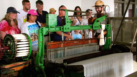 female workers of lowell