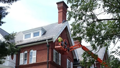 Workers on lift