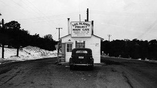Image of historic entry gate in Los Alamos, New Mexico