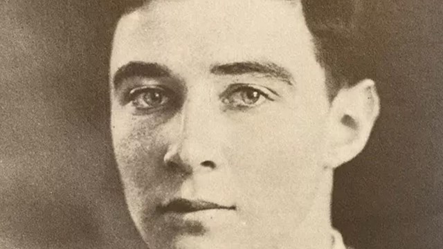 A photo of Oppenheimer in his college years.