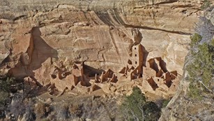 Square Tower House seen from the Mesa Top Loop Drive