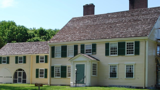 Learn about the many April 19, 1775 witness houses at Minute Man!