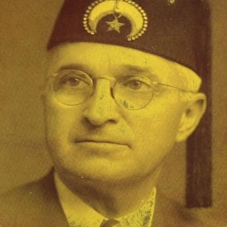 Link Harry S Truman NPGallery digital collections site