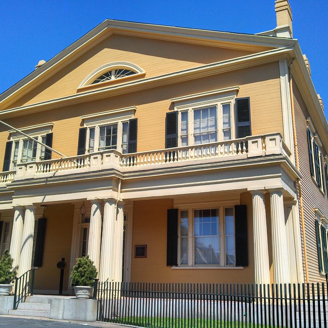 Historic whaling mansion from the 1850s