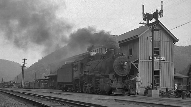 train at RR depot