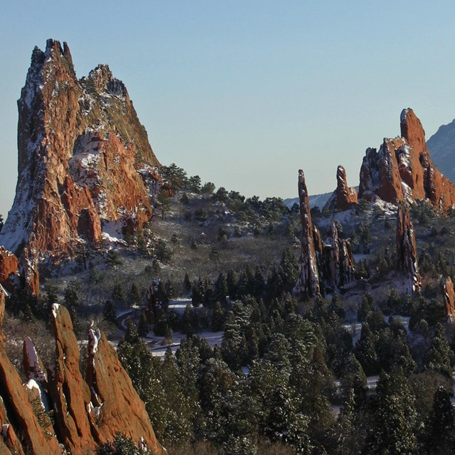 garden of the gods mountain peaks