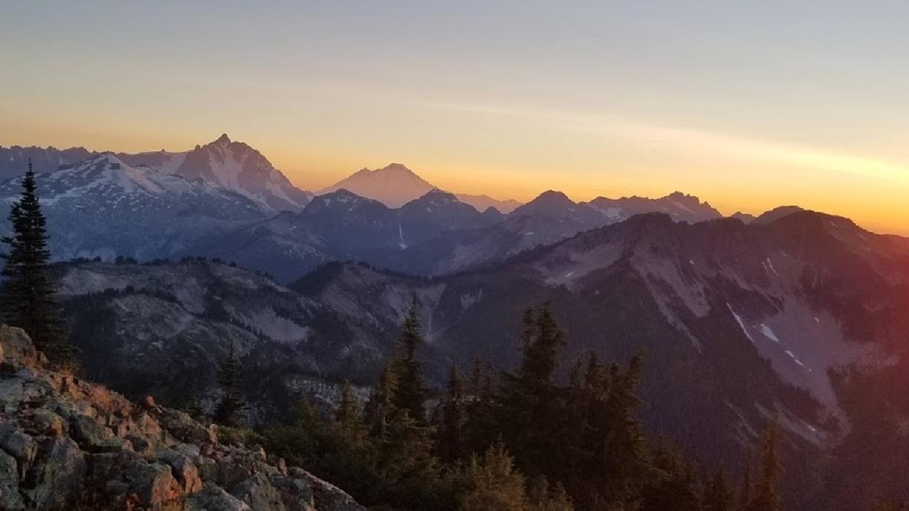 A sunset mountain view.