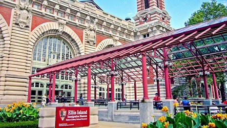 Ellis Island Homepage