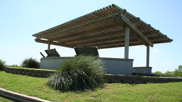 Battlefield overlook shelter