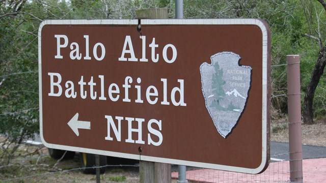 Park directional road sign