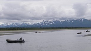 Setnetters in the East Alsek River. Glacier Bay National Park and Preserve. NPS/J. Capra