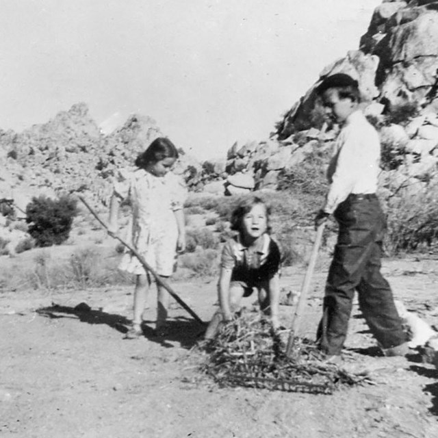 Keys and Eaton children
