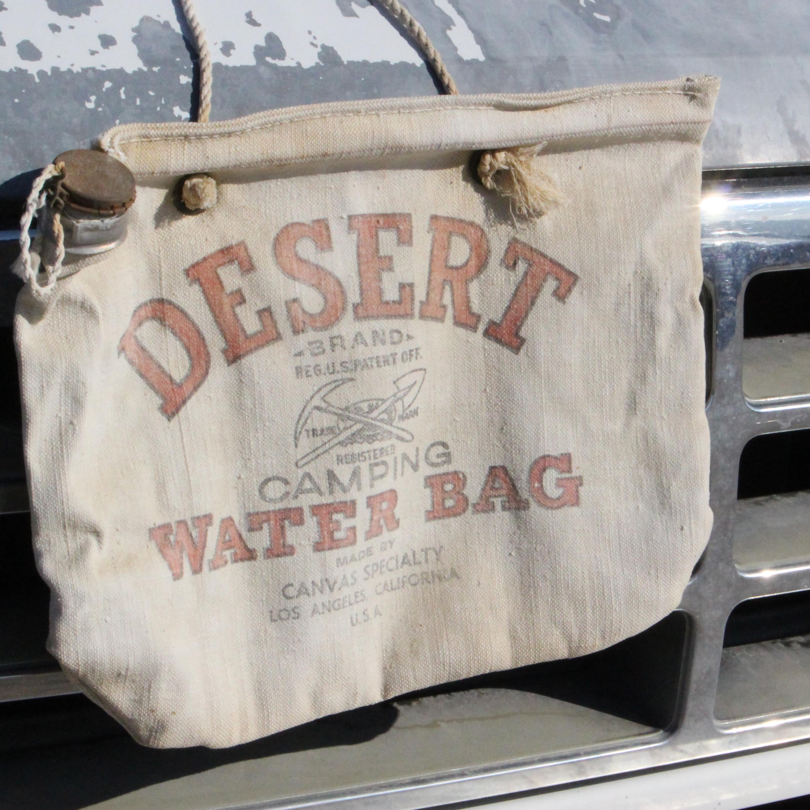 Modern canvas water bag