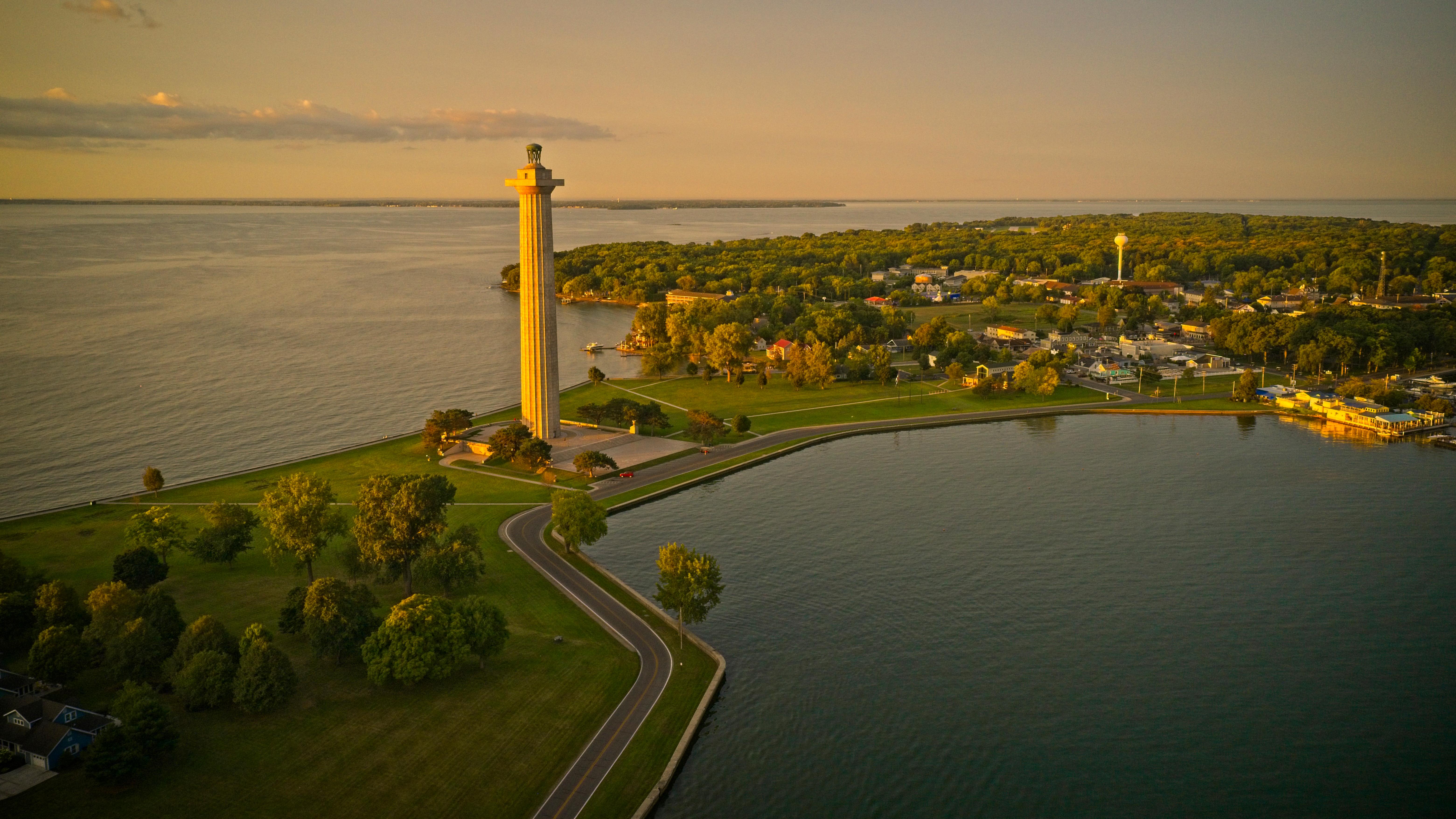 Lake Erie Islands - Perry's Victory & International Peace Memorial