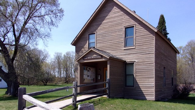 Grand Sable Visitor Center