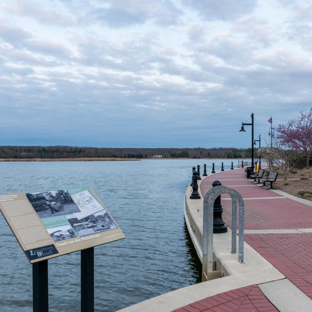 A red-brick boardwalk along an inlet of the Potomac boasts sweeping views of the river.
