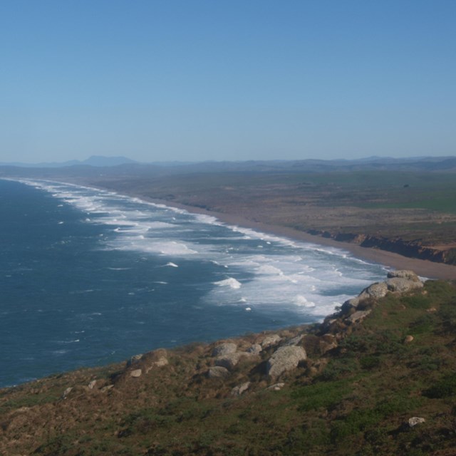 Pacific Ocean (left) and Point Reyes Beach (right) as viewed from the Lighthouse Visitor Center.