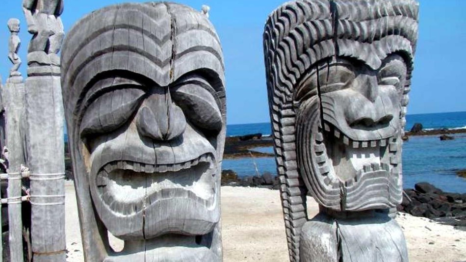 Image of guardian Kii statues