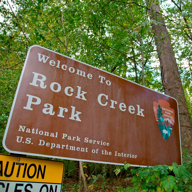 An image of the Rock Creek Park sign. 
