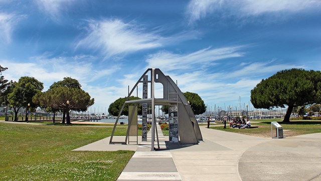 Photo of the Rosie th Riveter Memorial