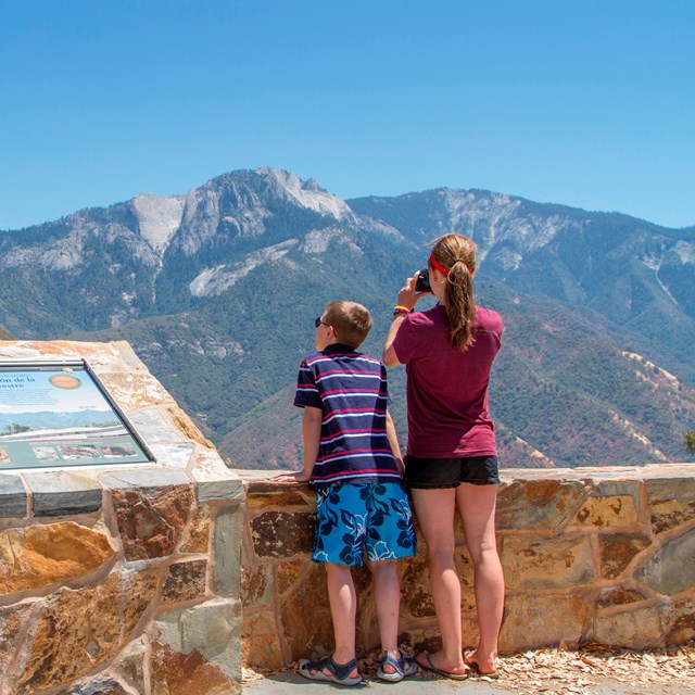 Two people at Amphitheater Point. Photo by Kirke Wrench.