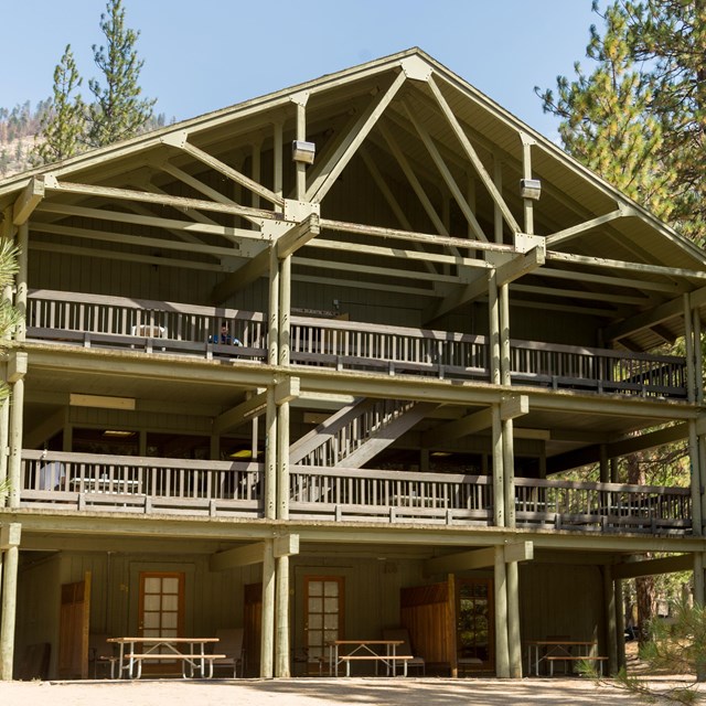 Cedar Grove Lodge. Photo by Kiel Maddox.