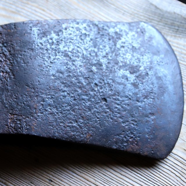 Axe head made from metal